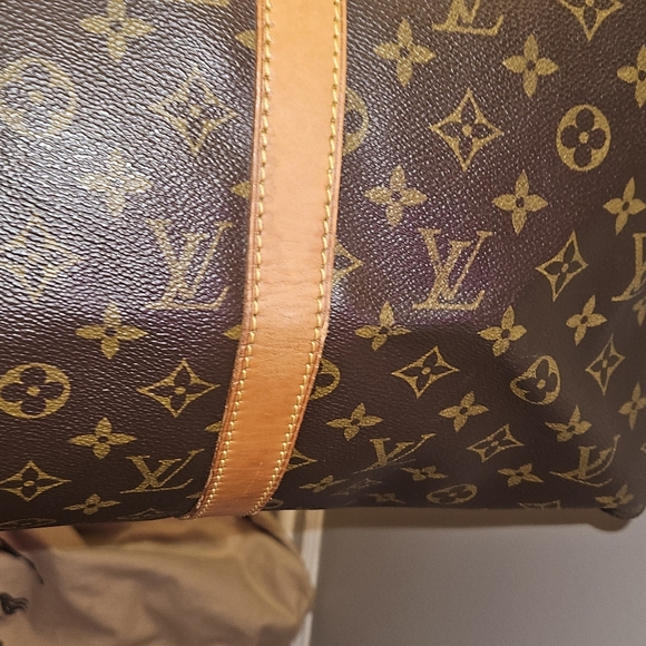 Louis Vuitton Keepall 50 w/ COA - Picture 13 of 16